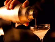 调酒培训学校好吗?武汉哪里有调酒培训学校?